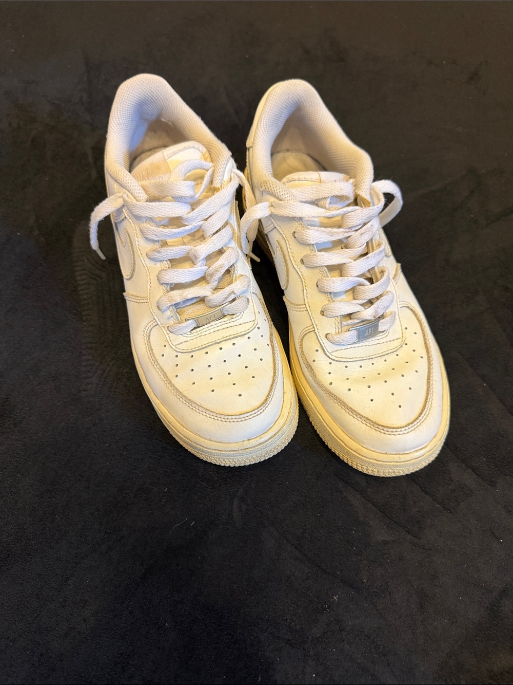 Nike Kids/Womens White Cream Low-Top Sneakers